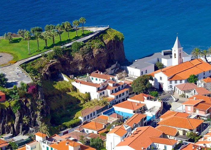 Blue Sky With Pool By Madeira