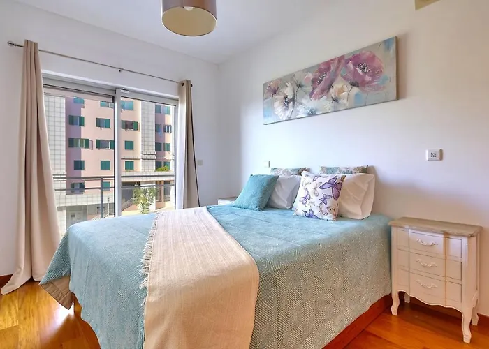 Apartment Blue Sky With Pool By Madeira